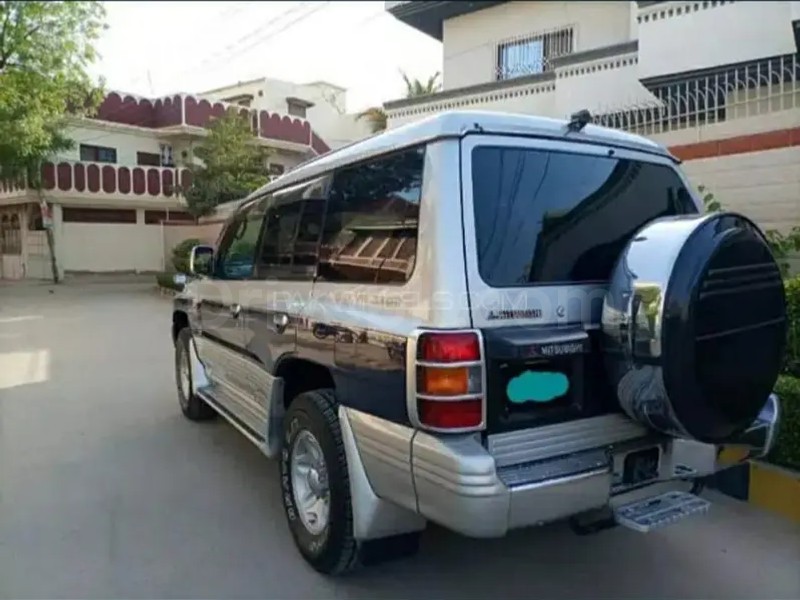 Mitsubishi Pajero 1998