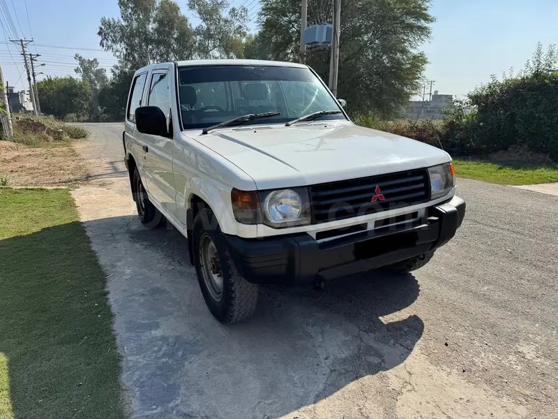 Mitsubishi Pajero 1993