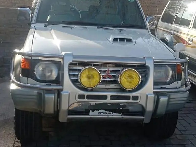 Mitsubishi Pajero 1996