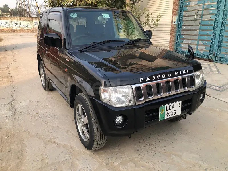 Mitsubishi Pajero Mini 2010