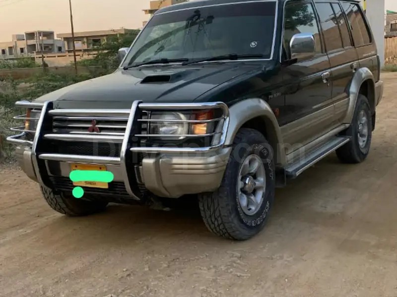 Mitsubishi Pajero 1996