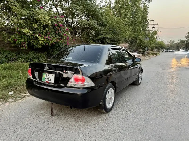 Mitsubishi Lancer 2005