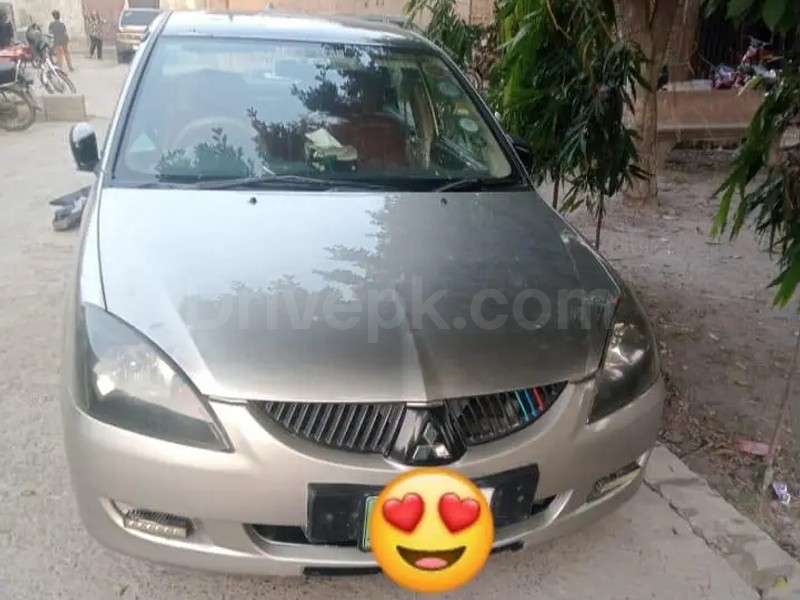 Mitsubishi Lancer 2005