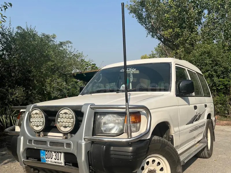 Mitsubishi Pajero 1999