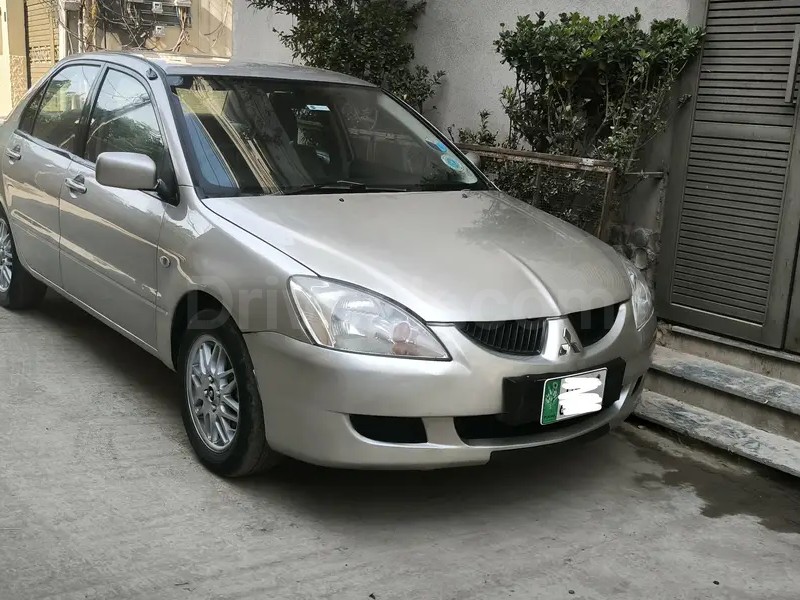 Mitsubishi Lancer 2005