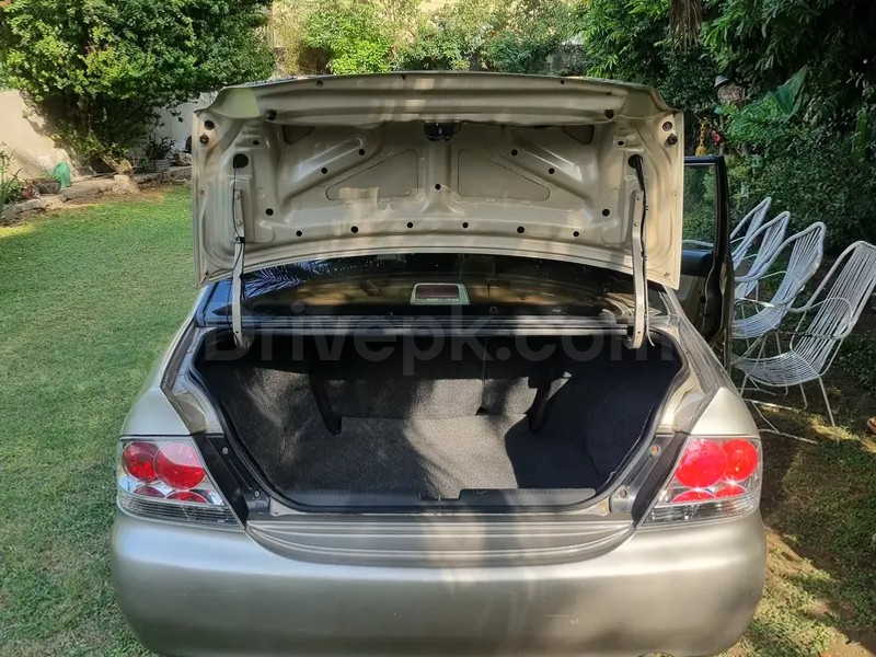 Mitsubishi Lancer 2004