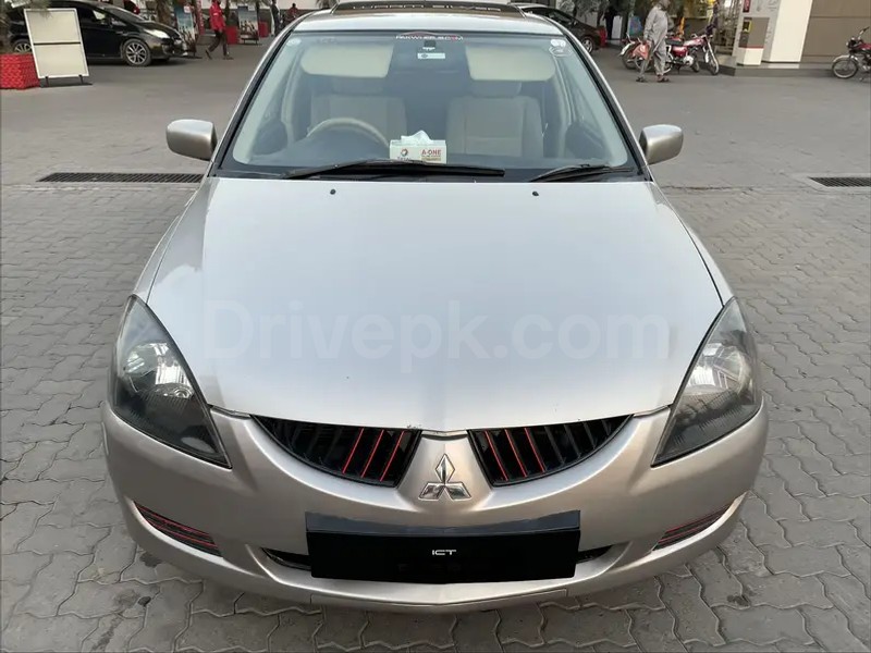 Mitsubishi Lancer 2004
