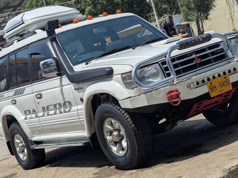 Mitsubishi Pajero 1992