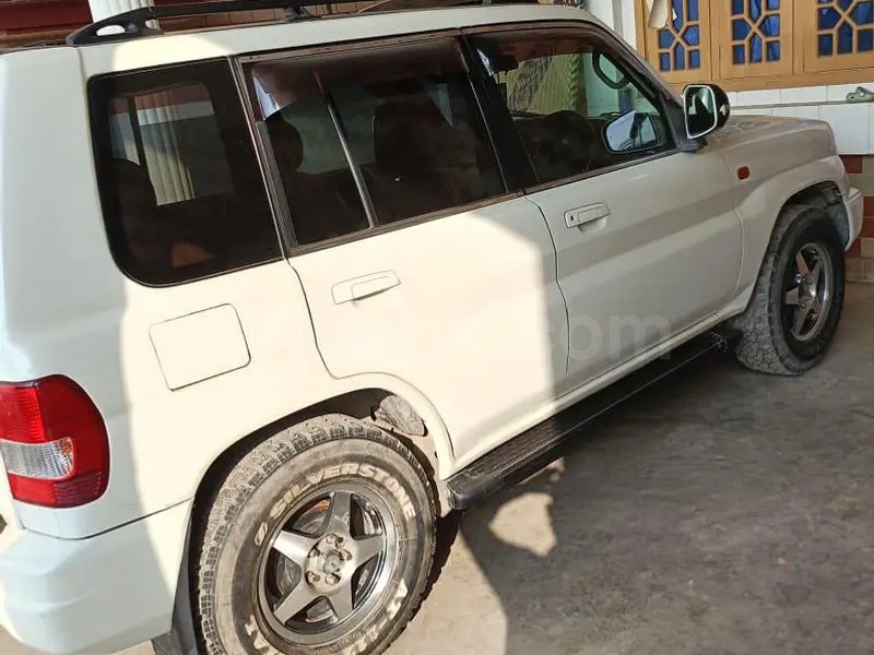 Mitsubishi Pajero 2006