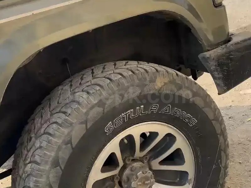 Mitsubishi Pajero 1987