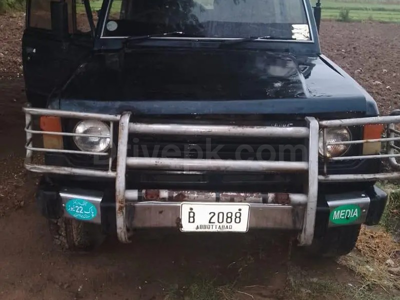 Mitsubishi Pajero 1989