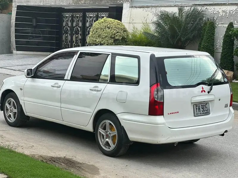 Mitsubishi Lancer 2015