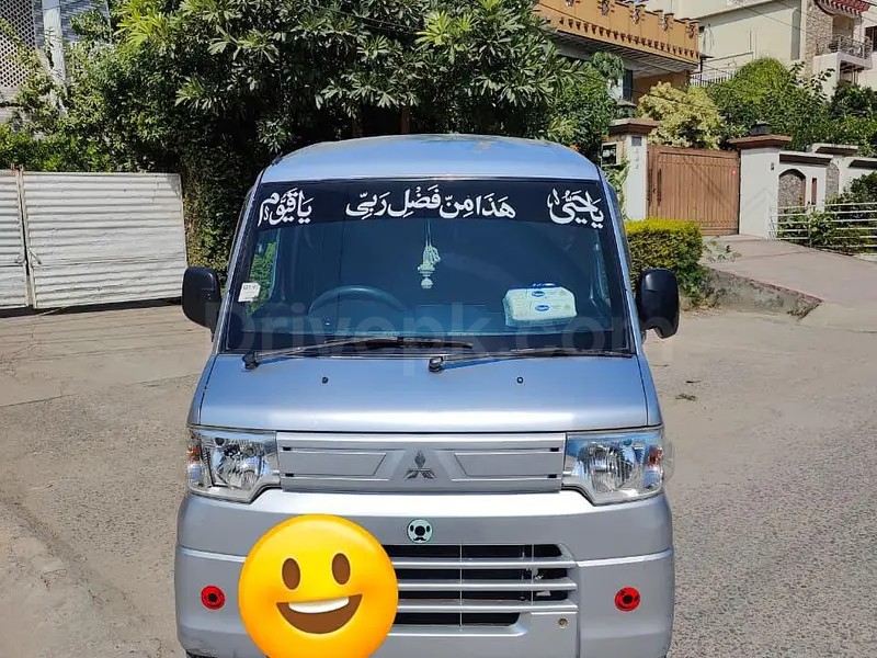 Mitsubishi Minica 2019