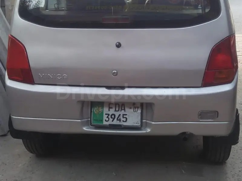 Mitsubishi Minica 2003