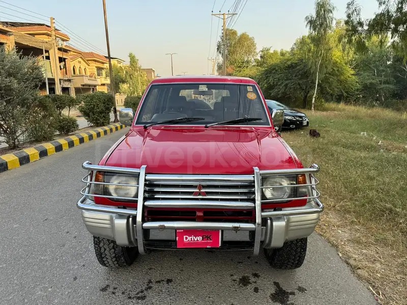 Mitsubishi Pajero 1992