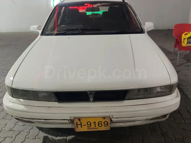 Mitsubishi Galant 1989