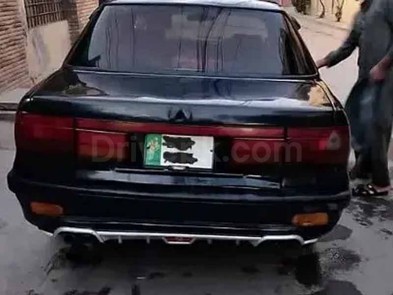 Mitsubishi Lancer 1990