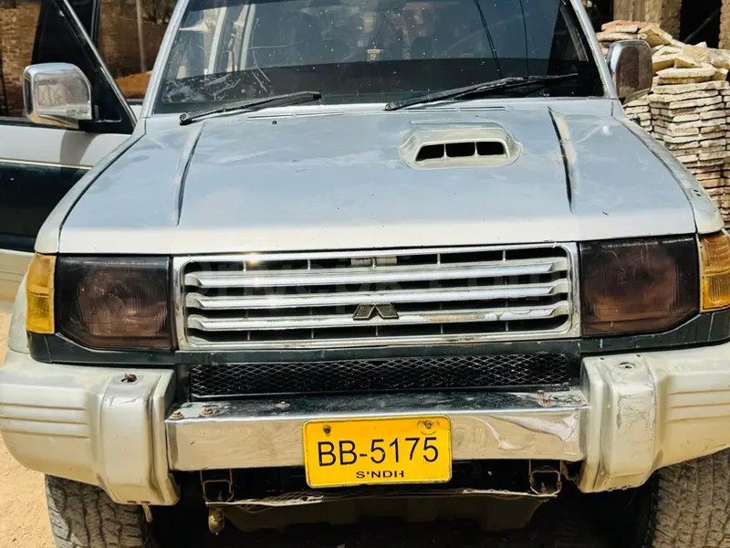 Mitsubishi Pajero 1985