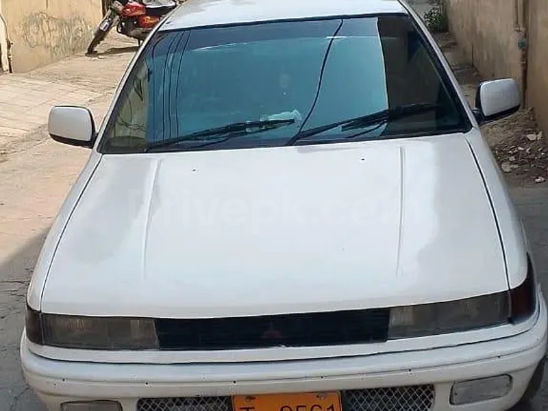 Mitsubishi Lancer 1996