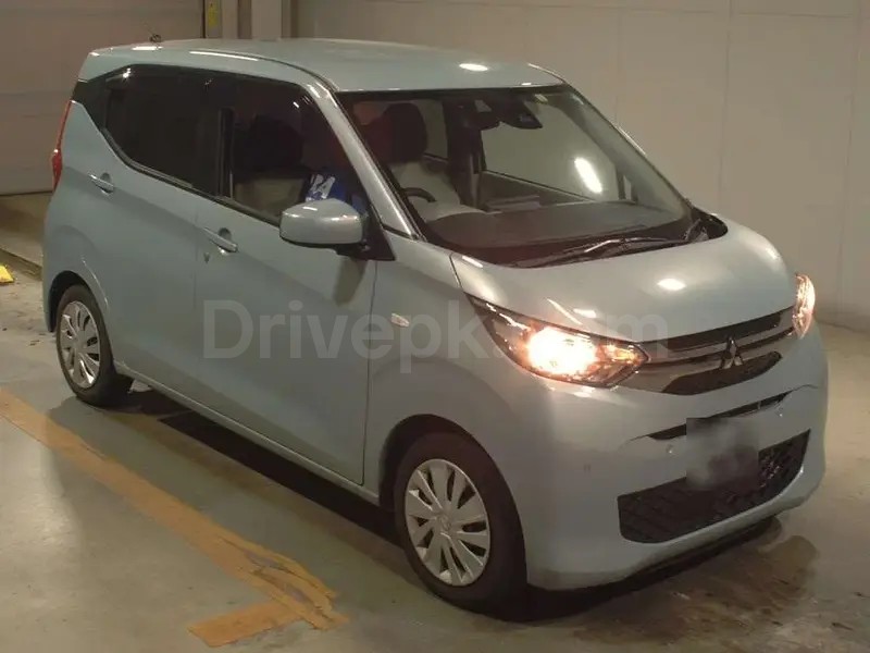 Mitsubishi Ek Wagon 2022