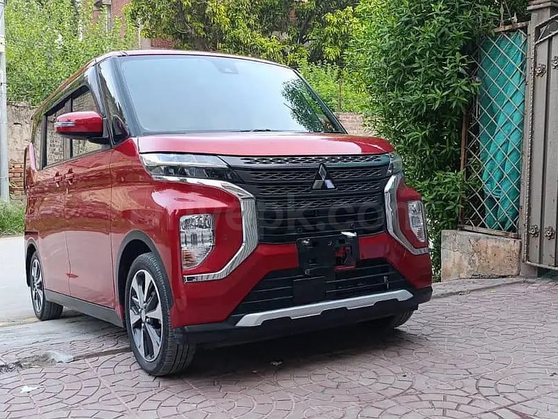 Mitsubishi Ek X 2021