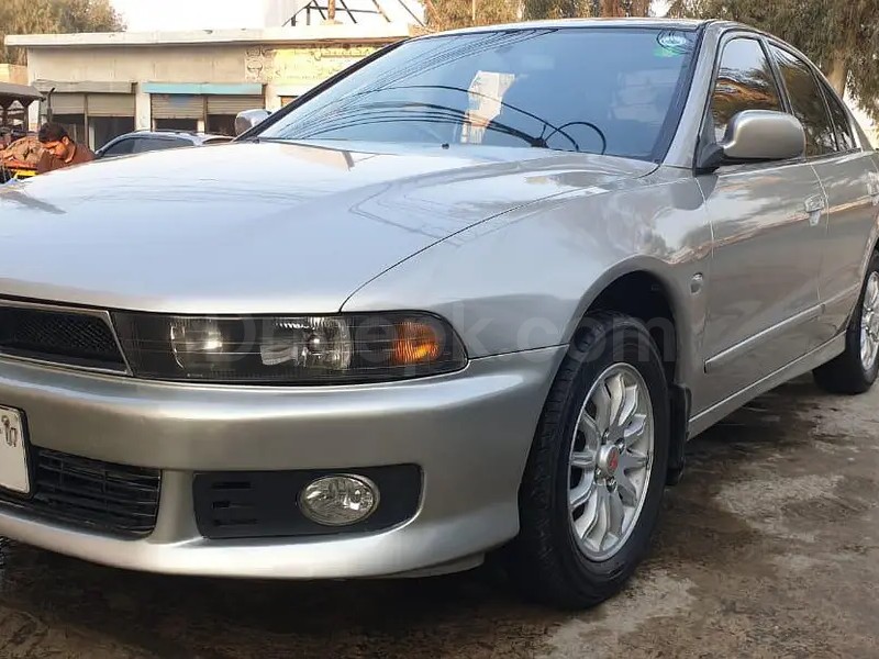 Mitsubishi Galant 2005