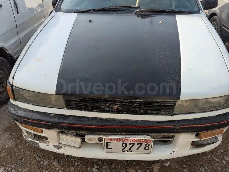 Mitsubishi Lancer 1989