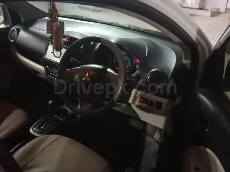 Mitsubishi Mirage 2013