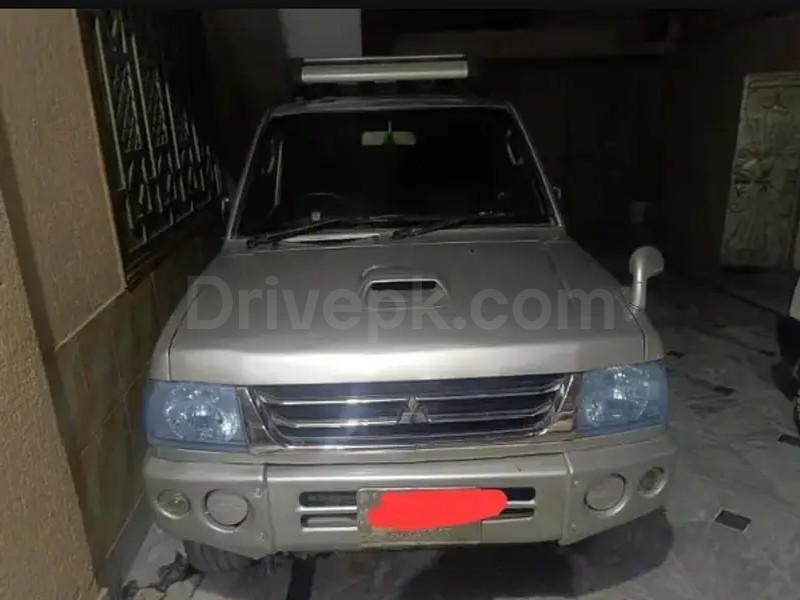 Mitsubishi Pajero 1998