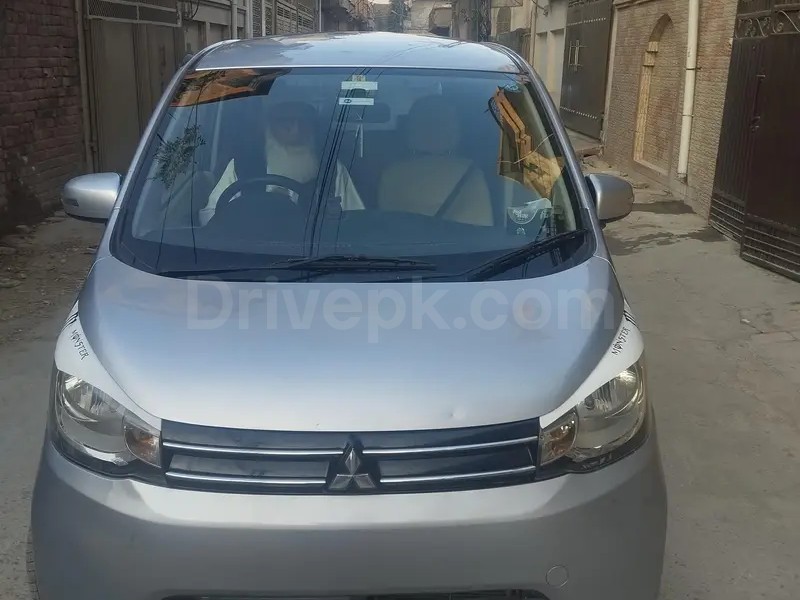 Mitsubishi Pajero 2014