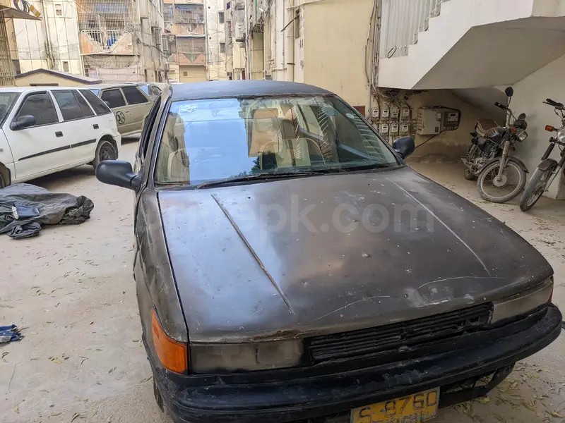 Mitsubishi Lancer 1991