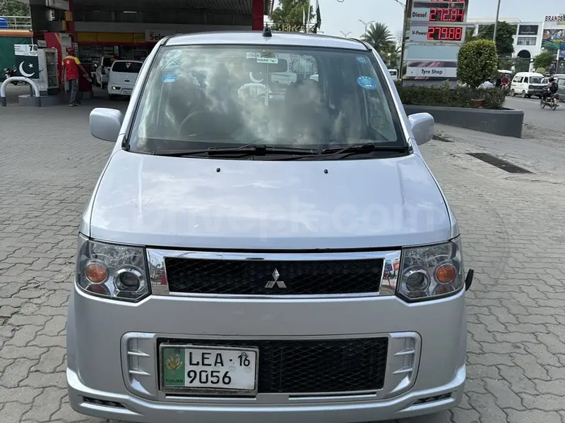 Mitsubishi Ek Wagon 2016