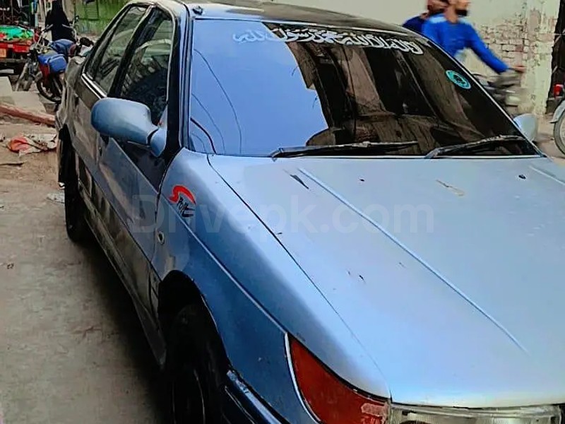 Mitsubishi Lancer 1990