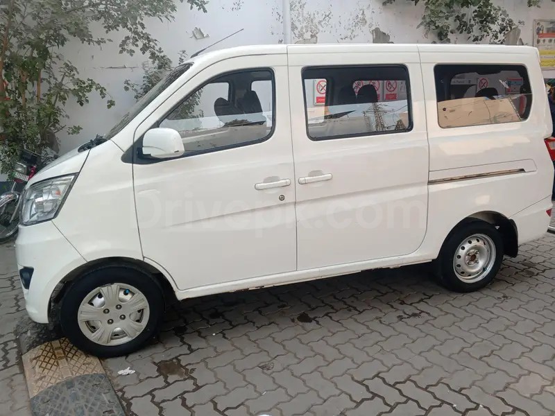 Changan Karvaan 2021