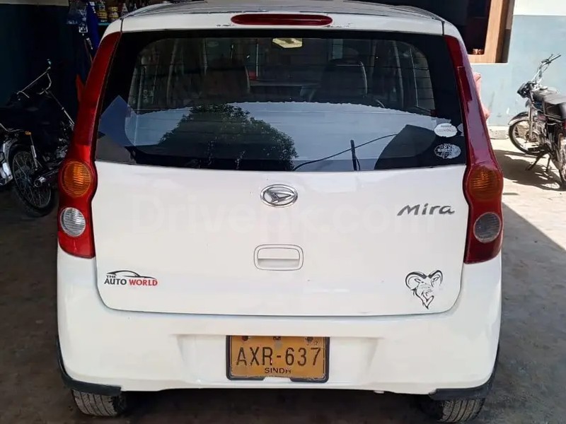 Daihatsu Mira 2008