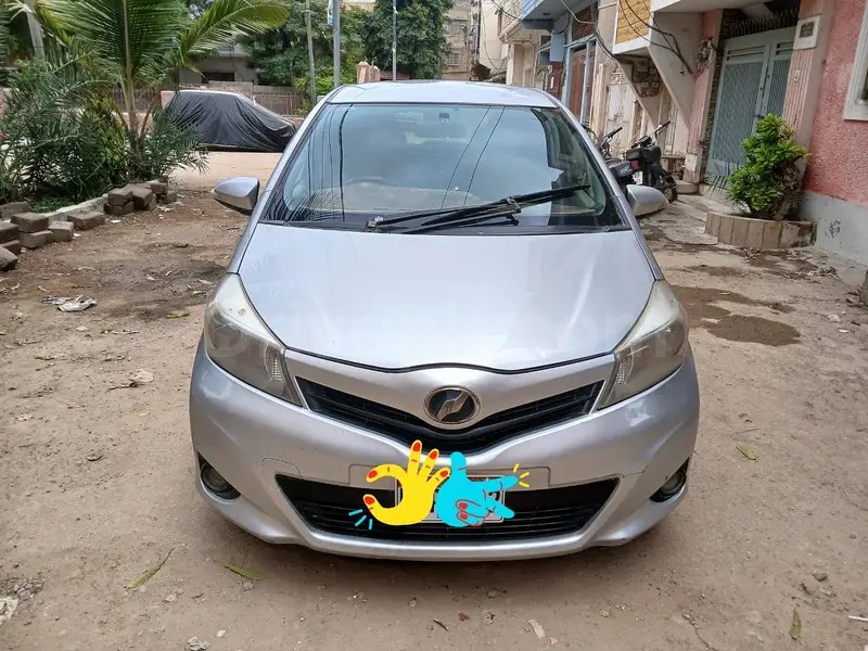 Toyota Vitz 2012
