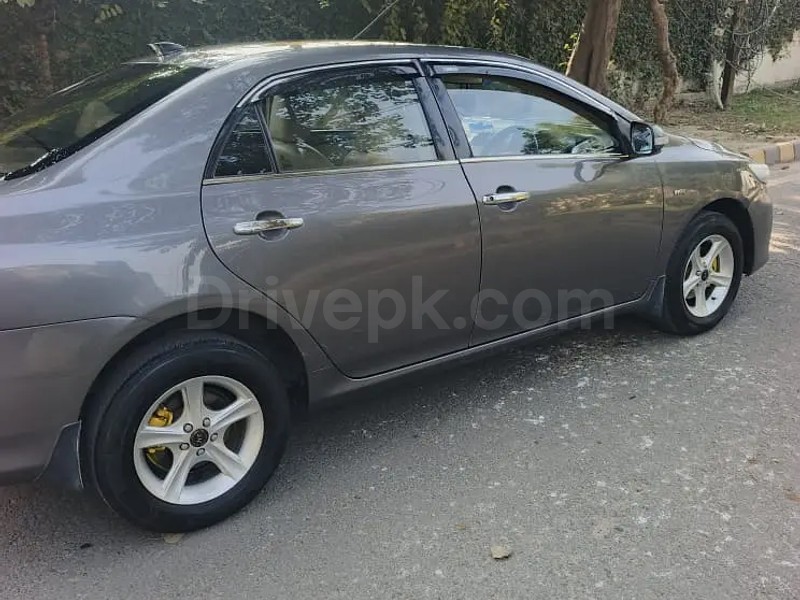 Toyota Corolla XLI 2013