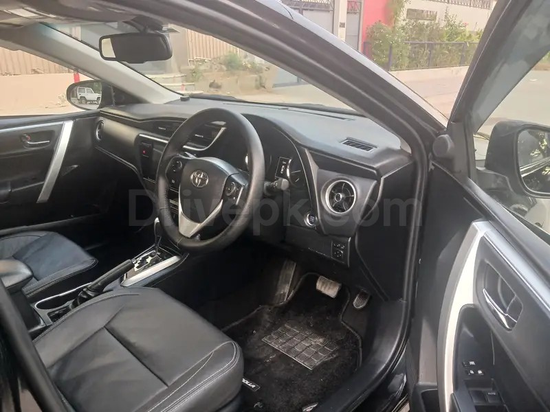 Toyota Altis Grande 2024