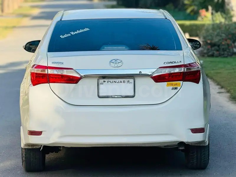 Toyota Corolla GLI 2016