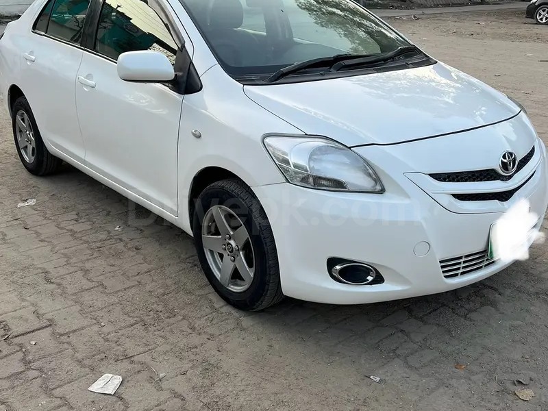 Toyota Belta 2011