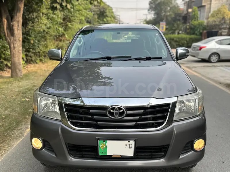 Toyota Hilux 2012