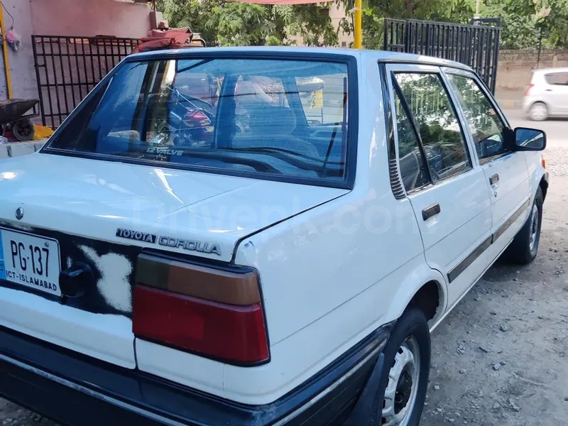 Toyota Corolla 1986