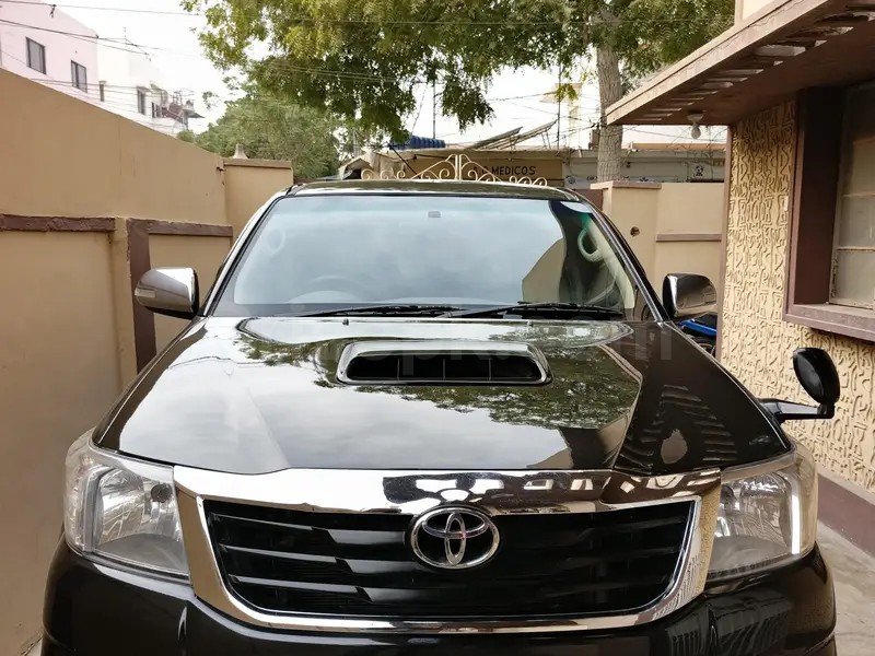 Toyota Hilux 2011