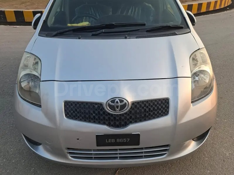 Toyota Vitz 2007