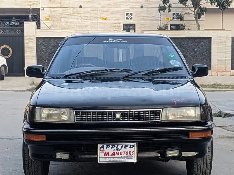 Toyota Corolla XE 1990