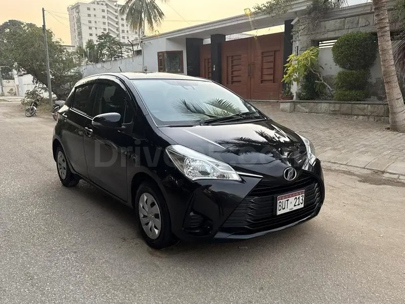 Toyota Vitz 2018
