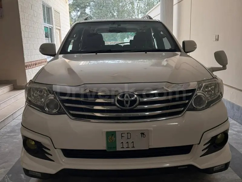 Toyota Fortuner 2016