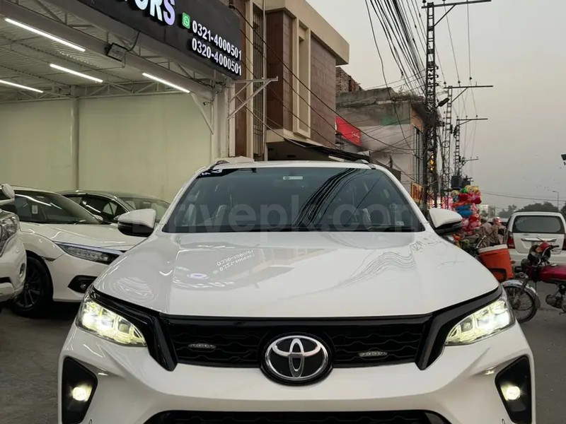 Toyota Fortuner 2022