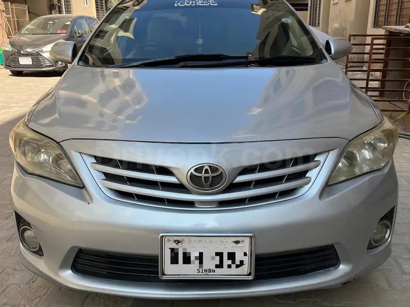 Toyota Corolla GLI 2013