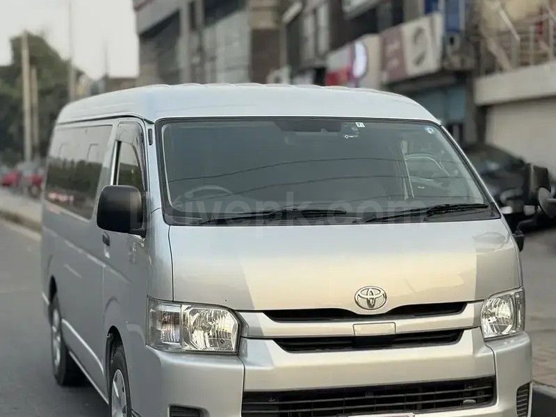 Toyota Hiace 2019